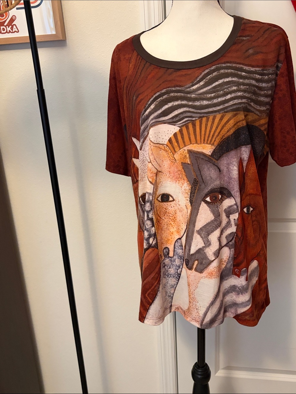 Laurel Burch Women’s Horse Rust Short-Sleeve Top XXL